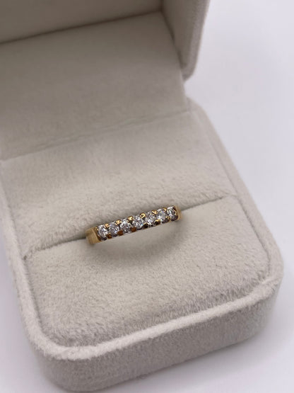 9ct gold diamond ring