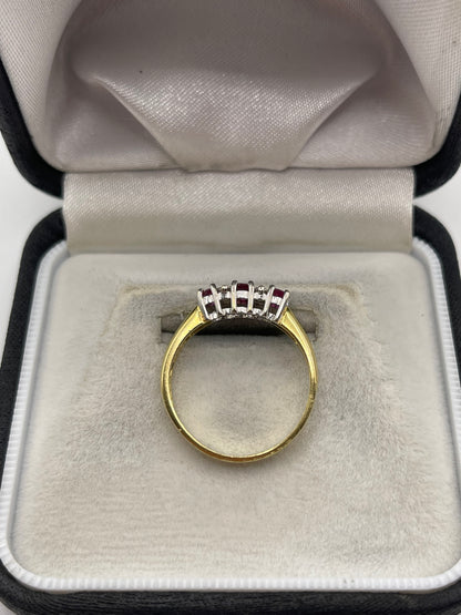18ct gold ruby and diamond ring