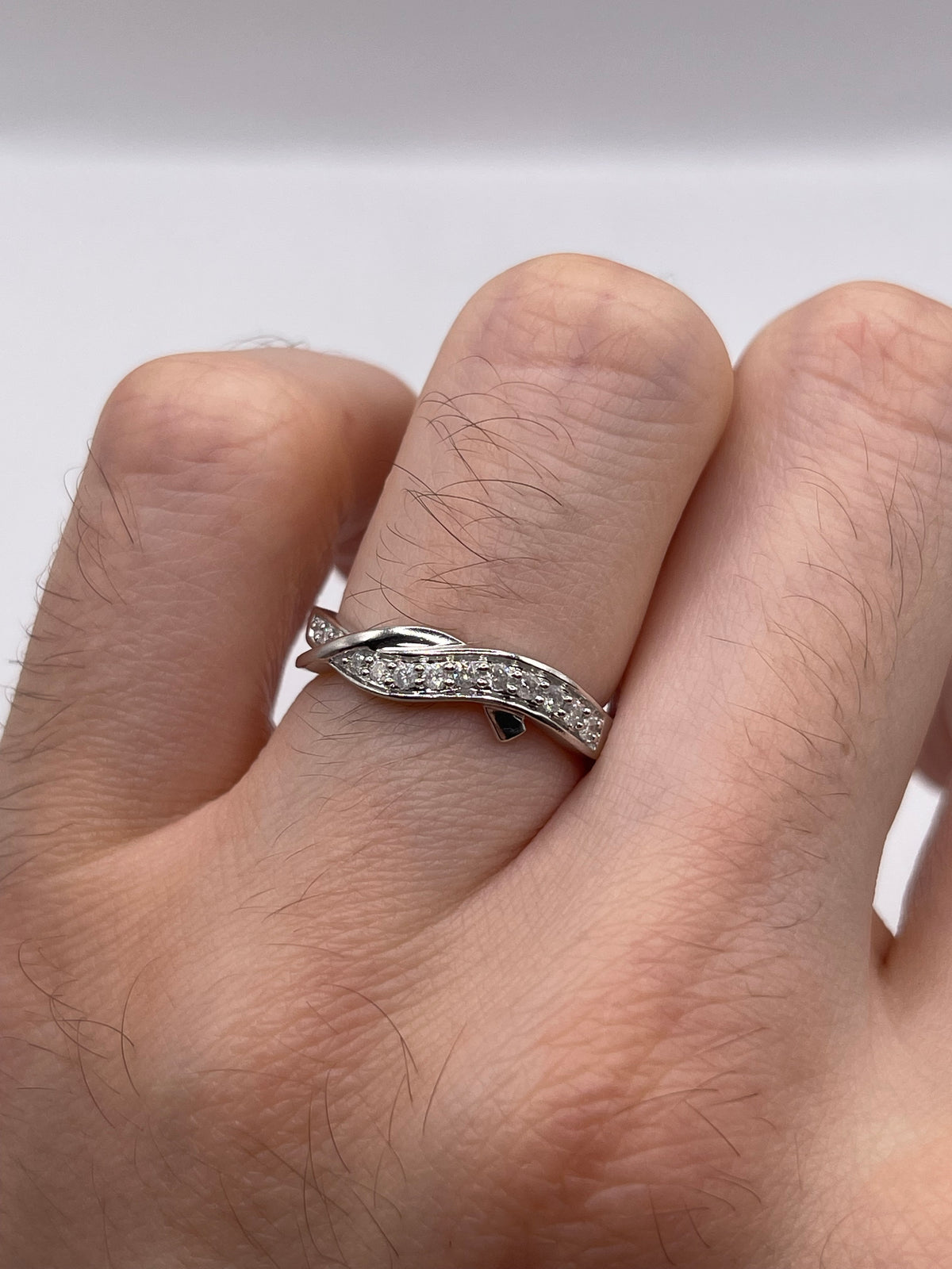 9ct white gold diamond ring