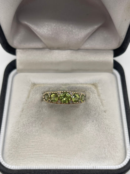 9ct gold peridot and diamond ring
