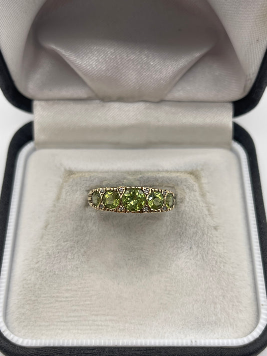 9ct gold peridot and diamond ring