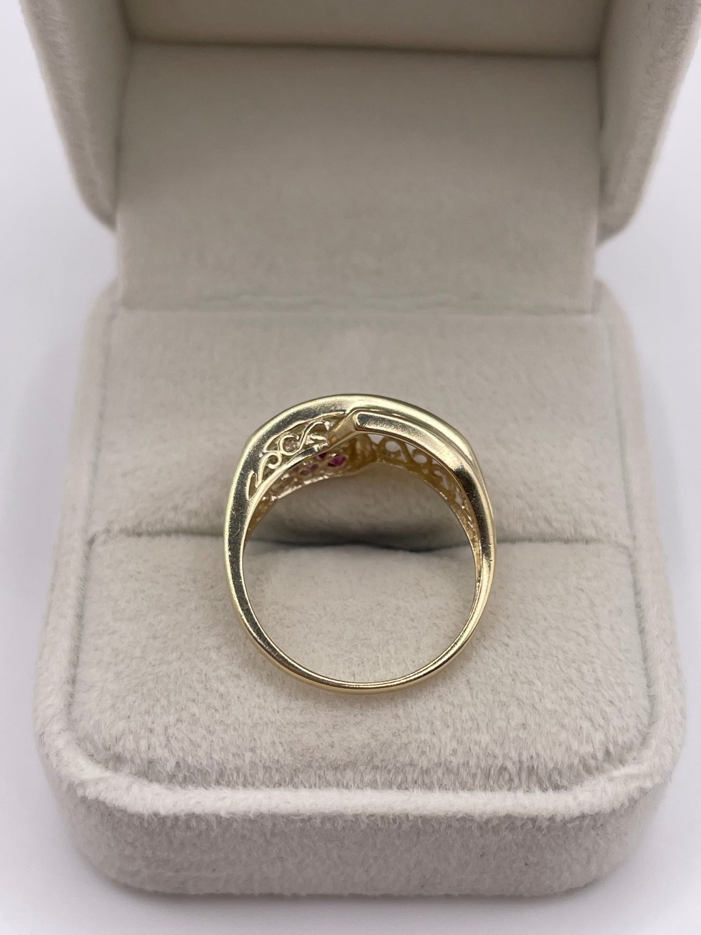 9ct gold multi coloured sapphire ring