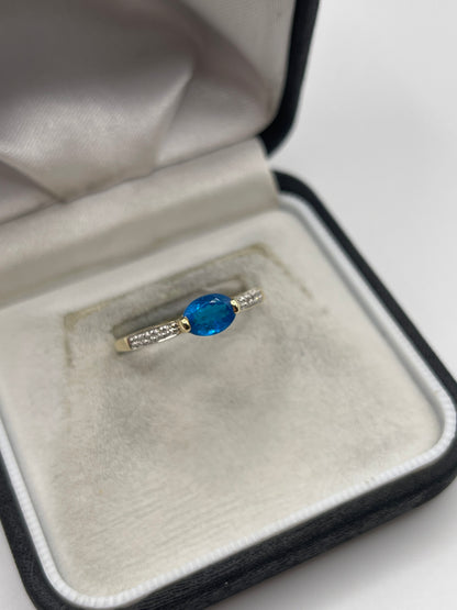 9ct gold blue apatite and zircon ring