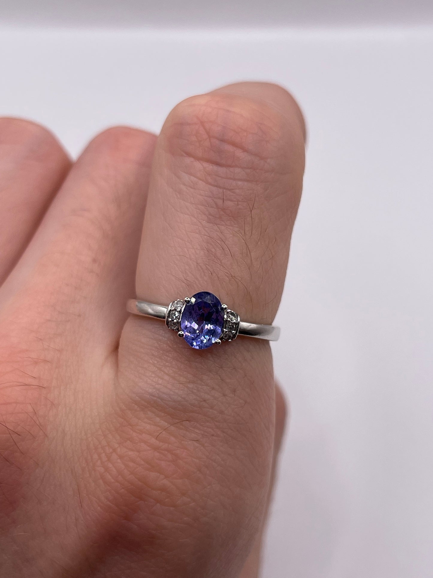 9ct white gold tanzanite and diamond ring