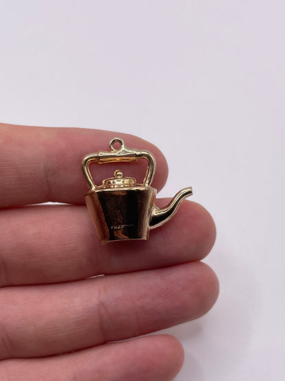 9ct gold kettle charm
