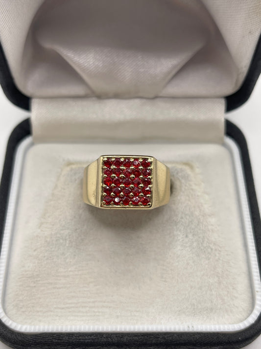 9ct gold spinel cluster ring