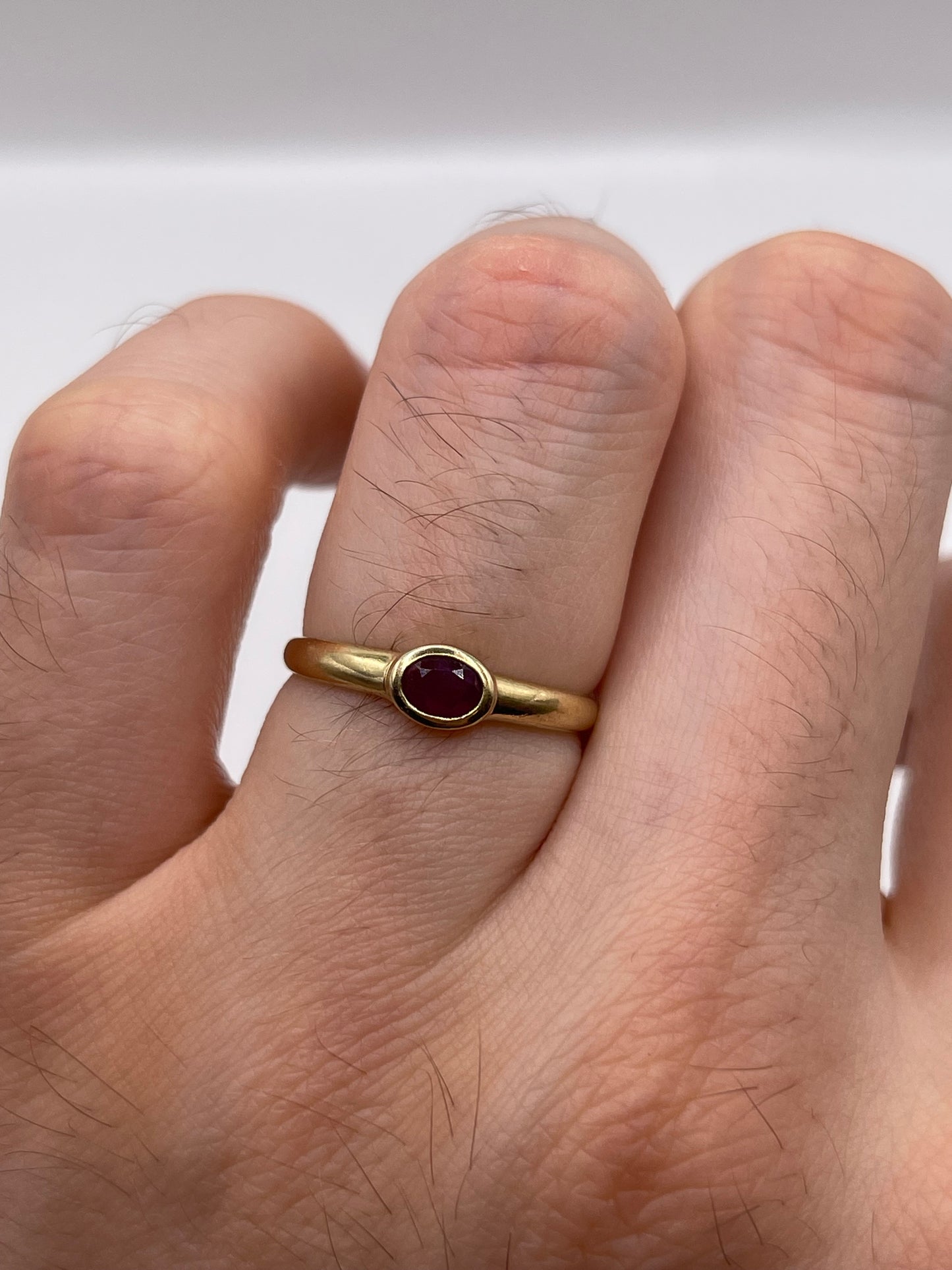 9ct gold ruby ring