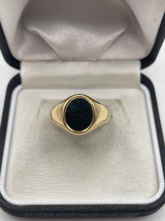 Heavy 9ct gold bloodstone signet ring