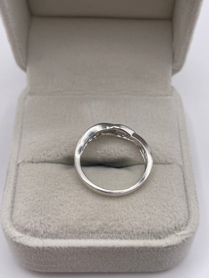 9ct white gold diamond ring