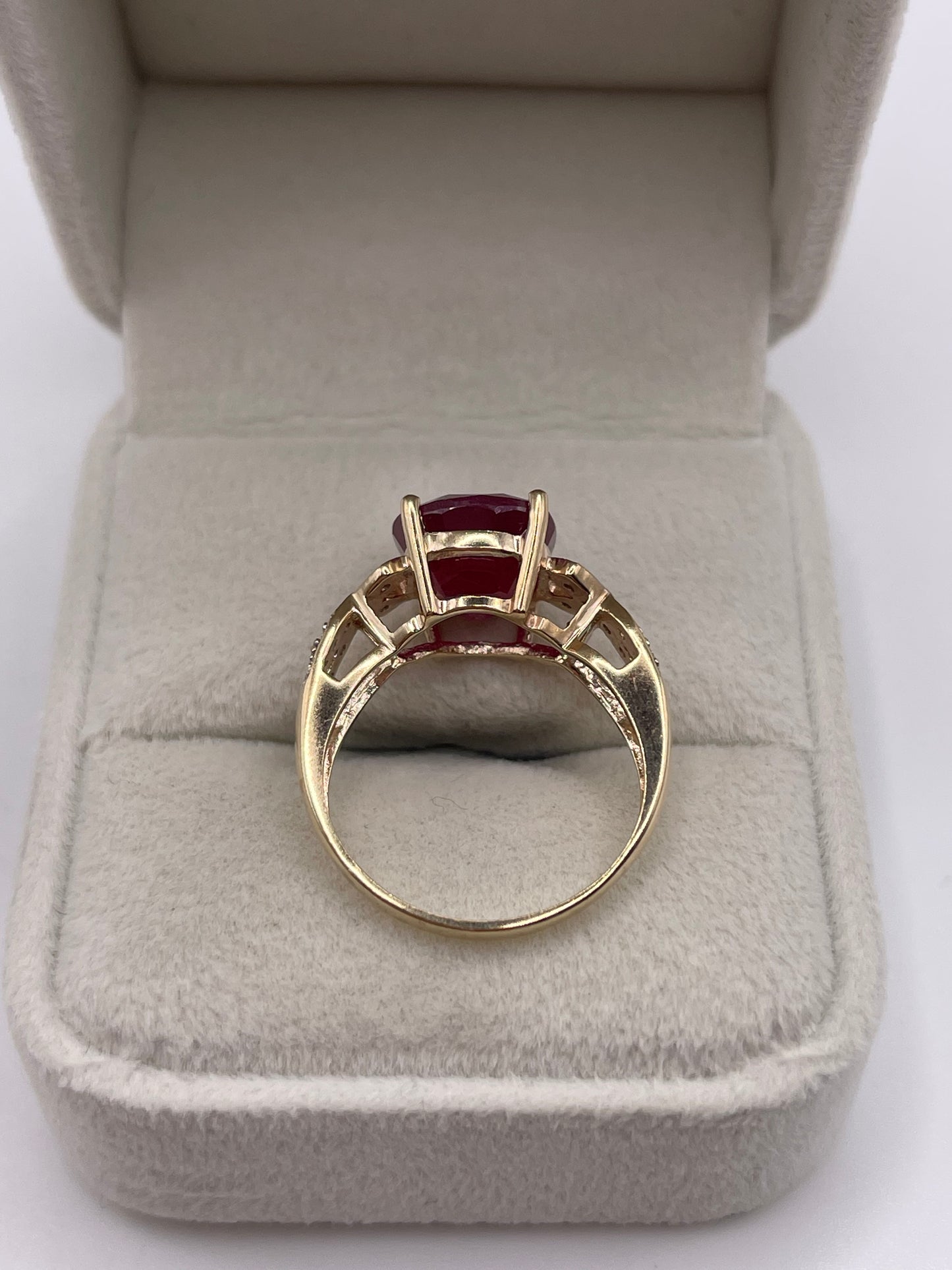 9ct gold ruby and diamond ring