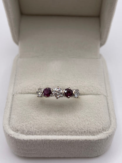 18ct gold ruby and diamond ring