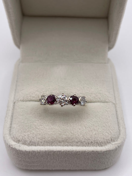 18ct gold ruby and diamond ring