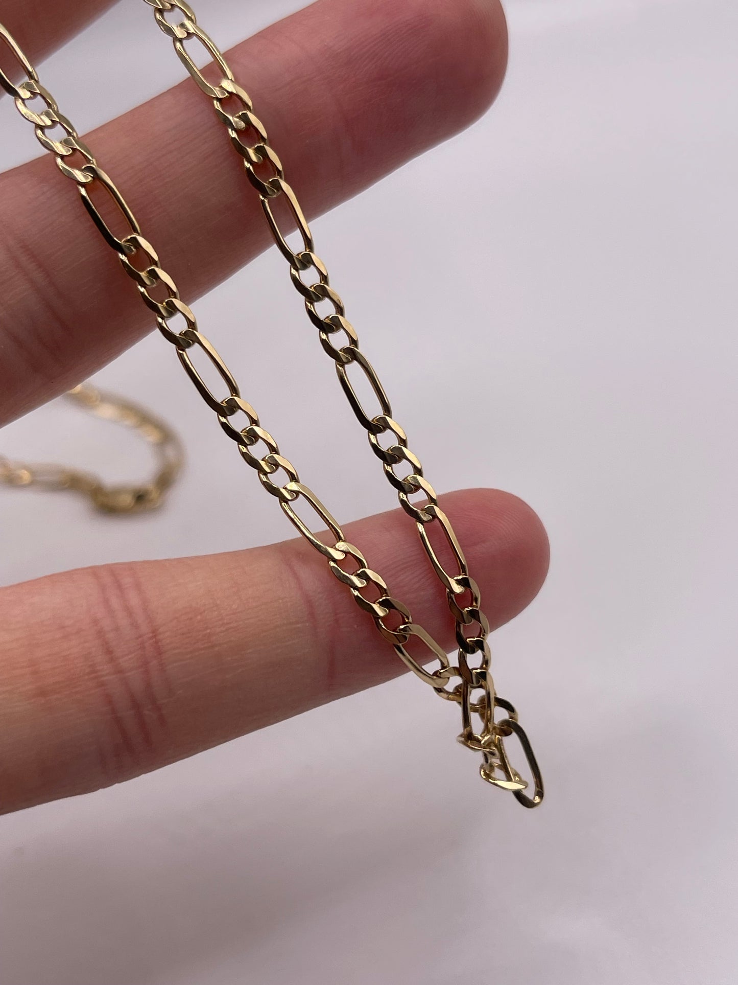 9ct gold chain 11