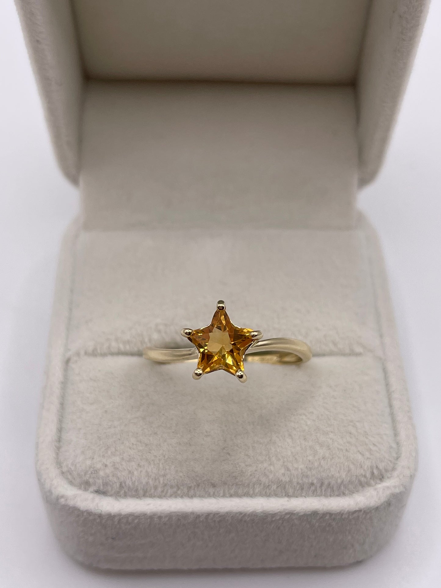 9ct gold citrine star ring
