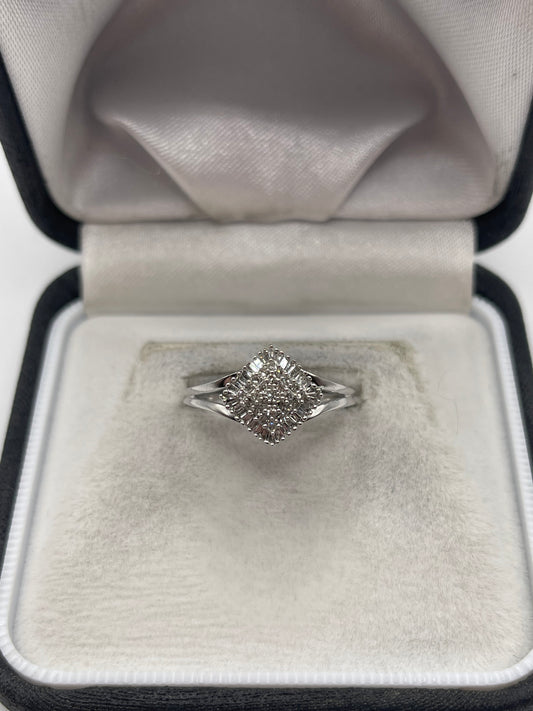 9ct white gold diamond cluster ring
