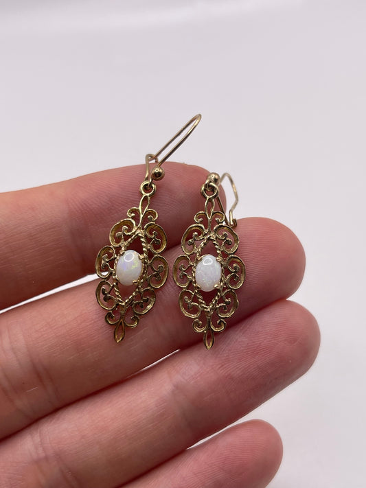 9ct gold opal earrings