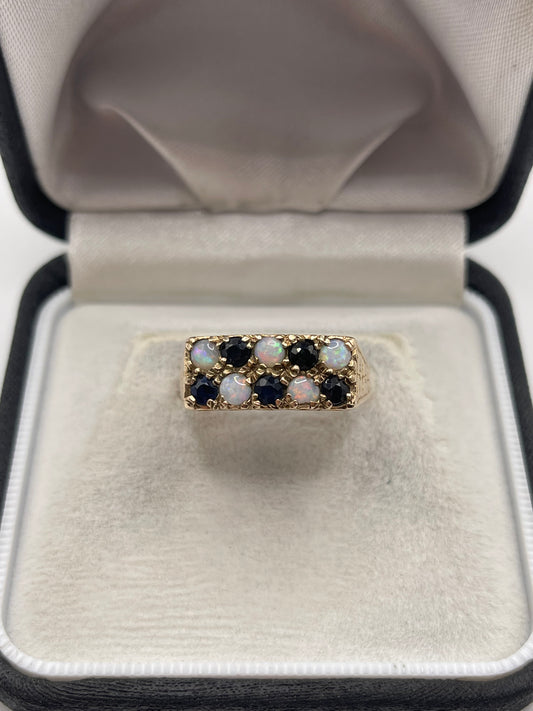 9ct gold sapphire and opal ring