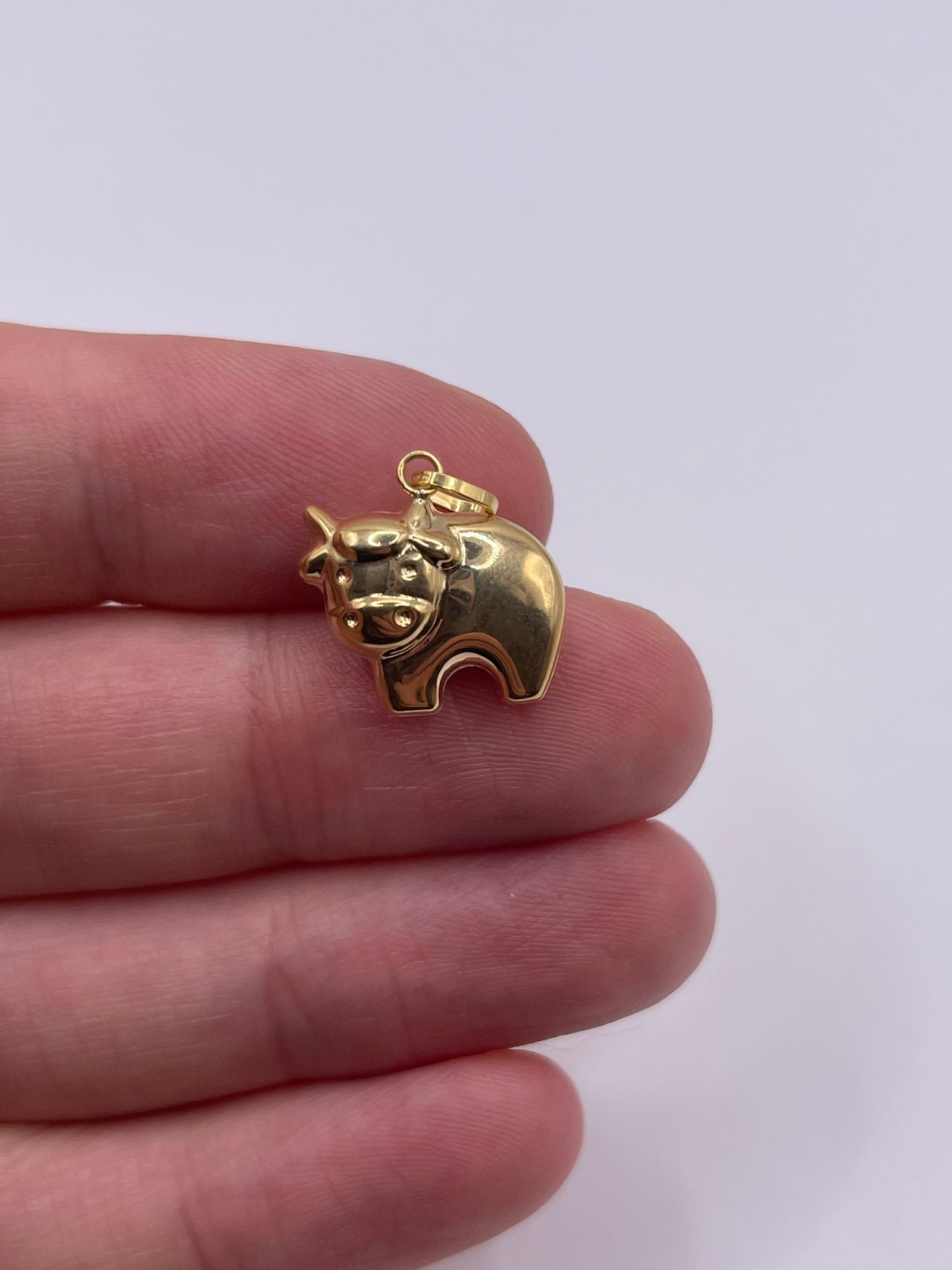9ct gold cow charm