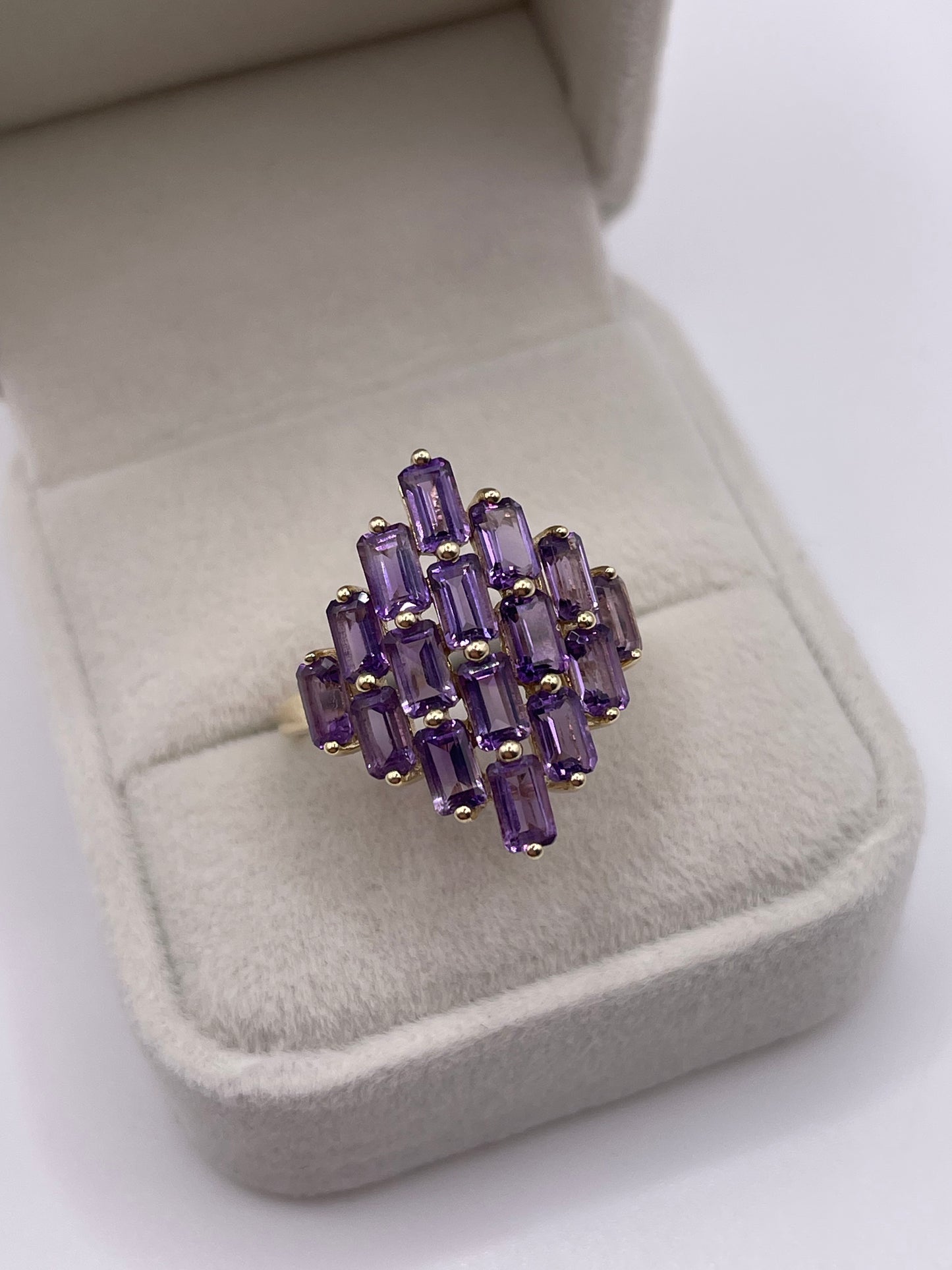 9ct gold amethyst cluster ring