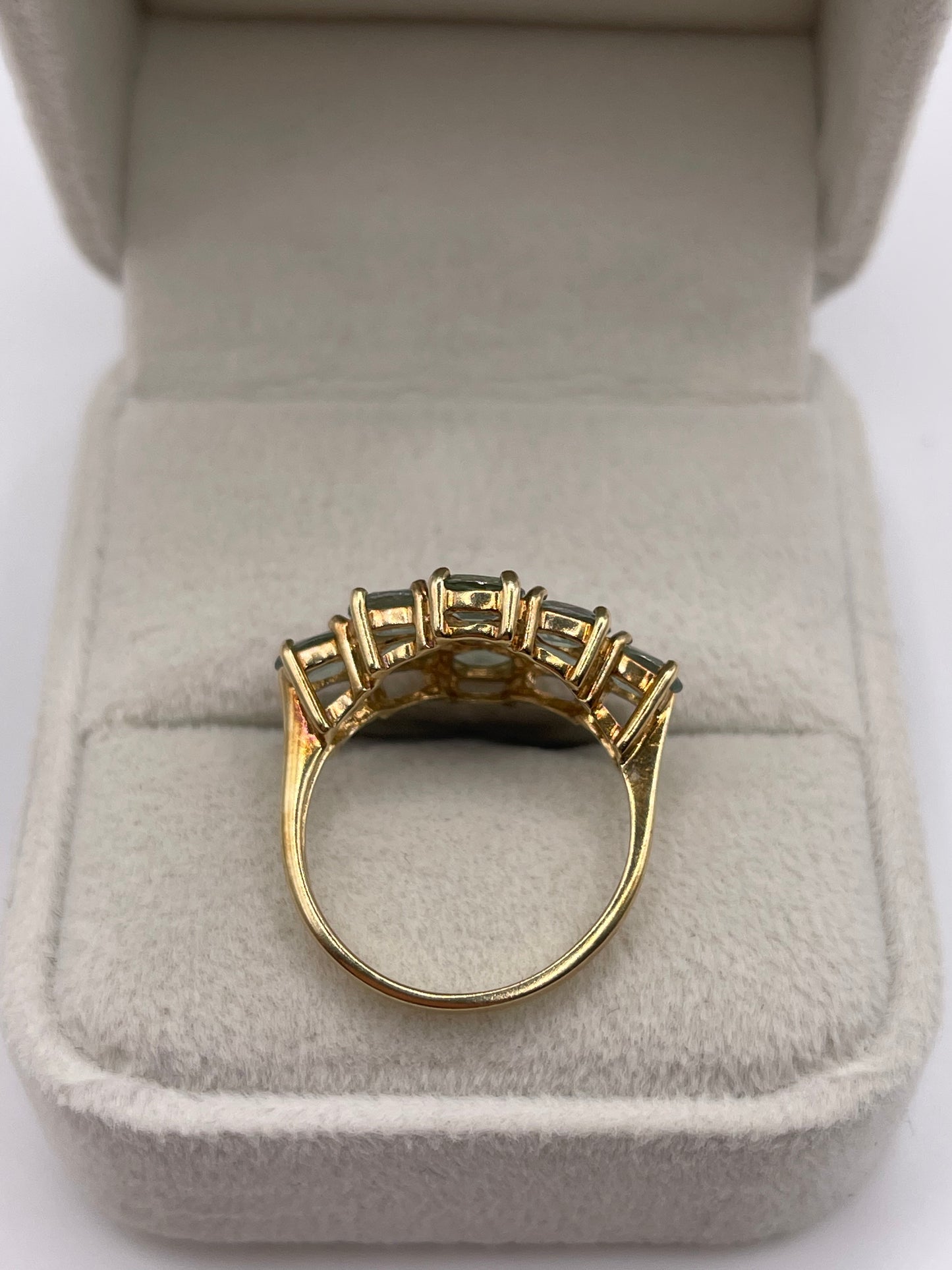 9ct gold green kyanite cluster ring