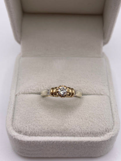 9ct two tone gold 25 point diamond ring