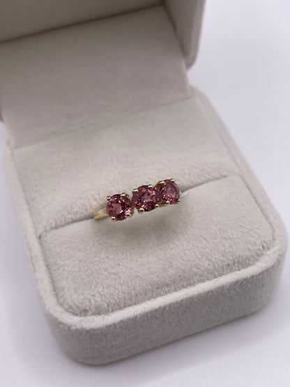 9ct gold tourmaline ring