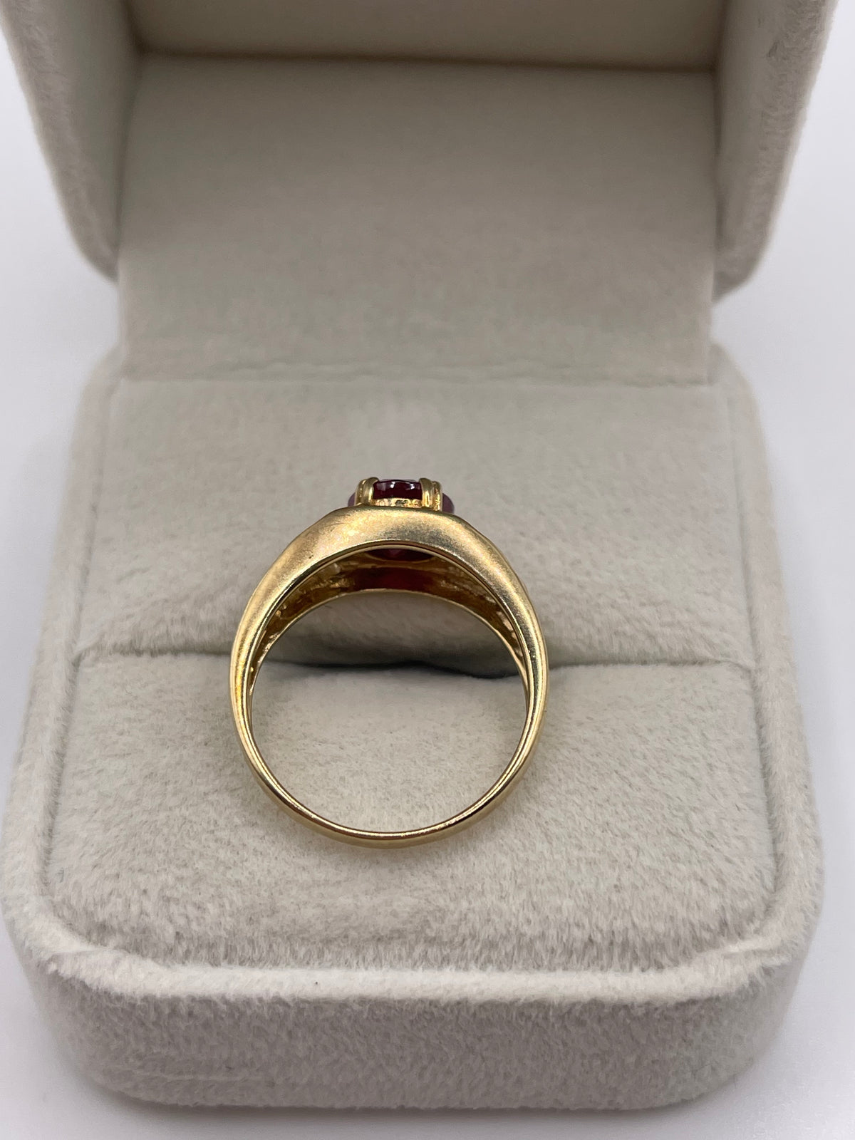 9ct gold ruby and diamond ring
