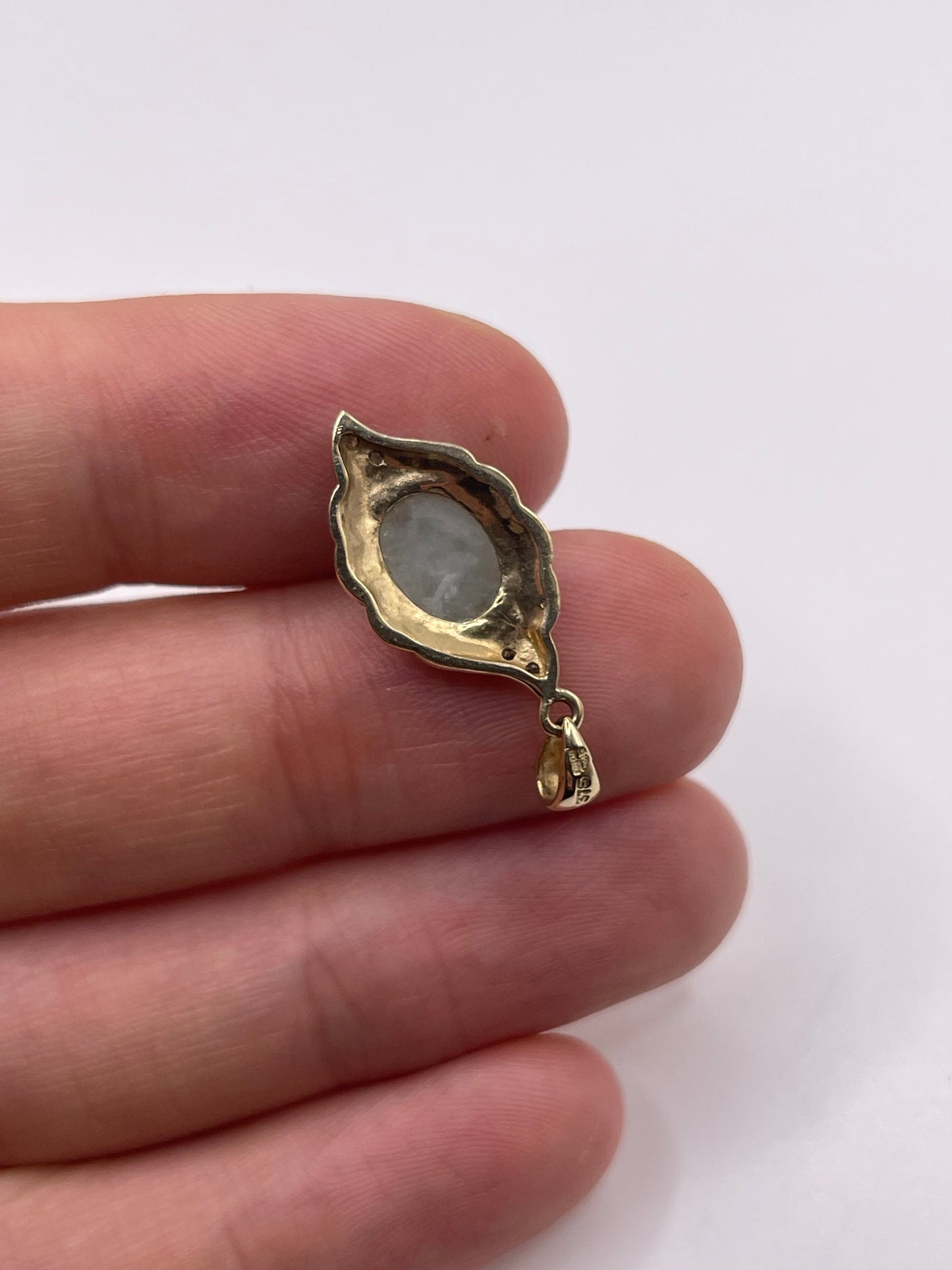 9ct gold jade and diamond pendant