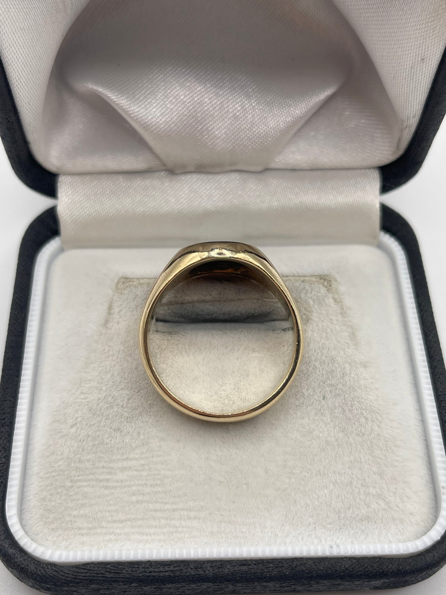 Heavy 9ct gold bloodstone signet ring