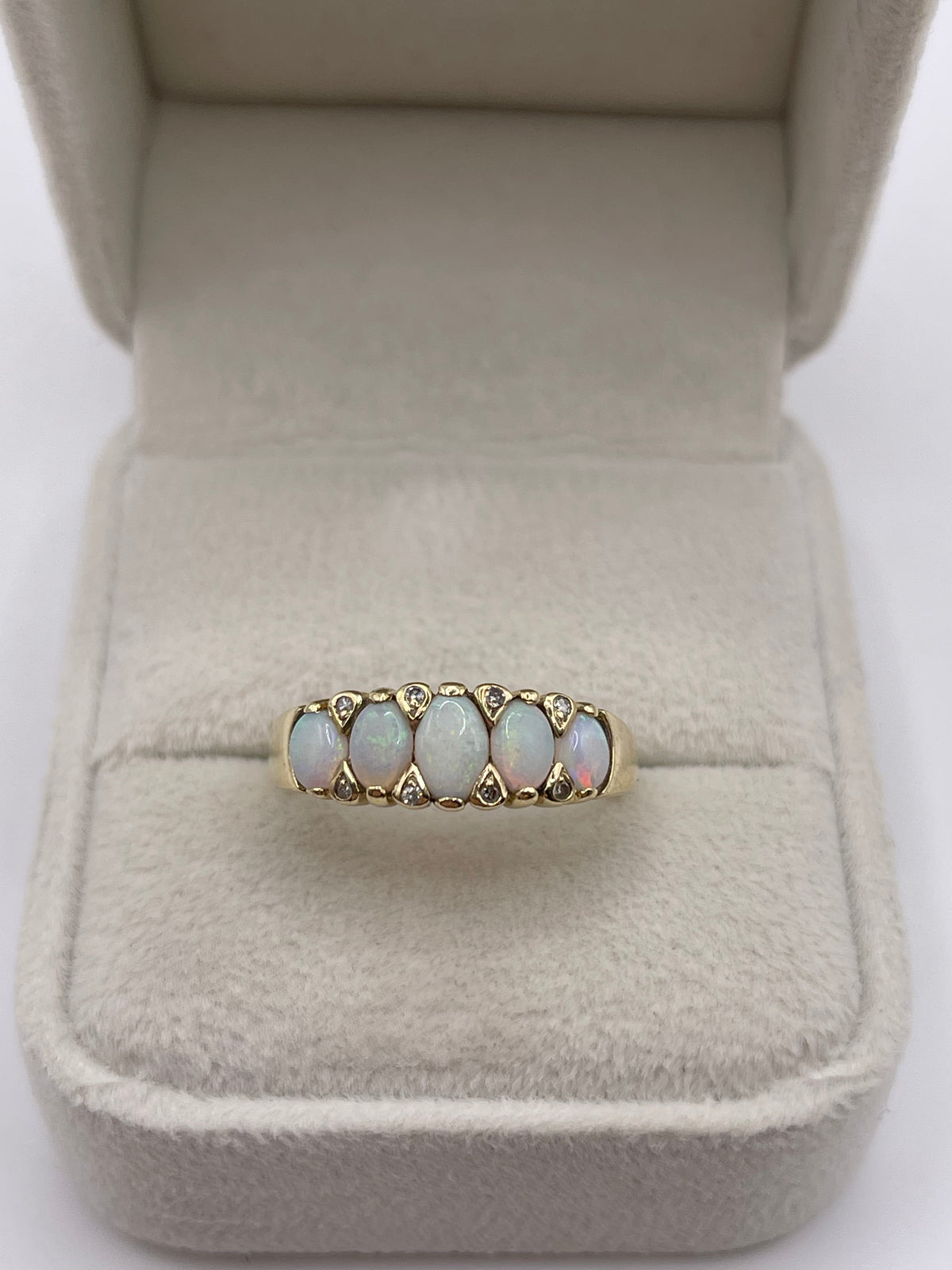 9ct gold opal and diamond ring
