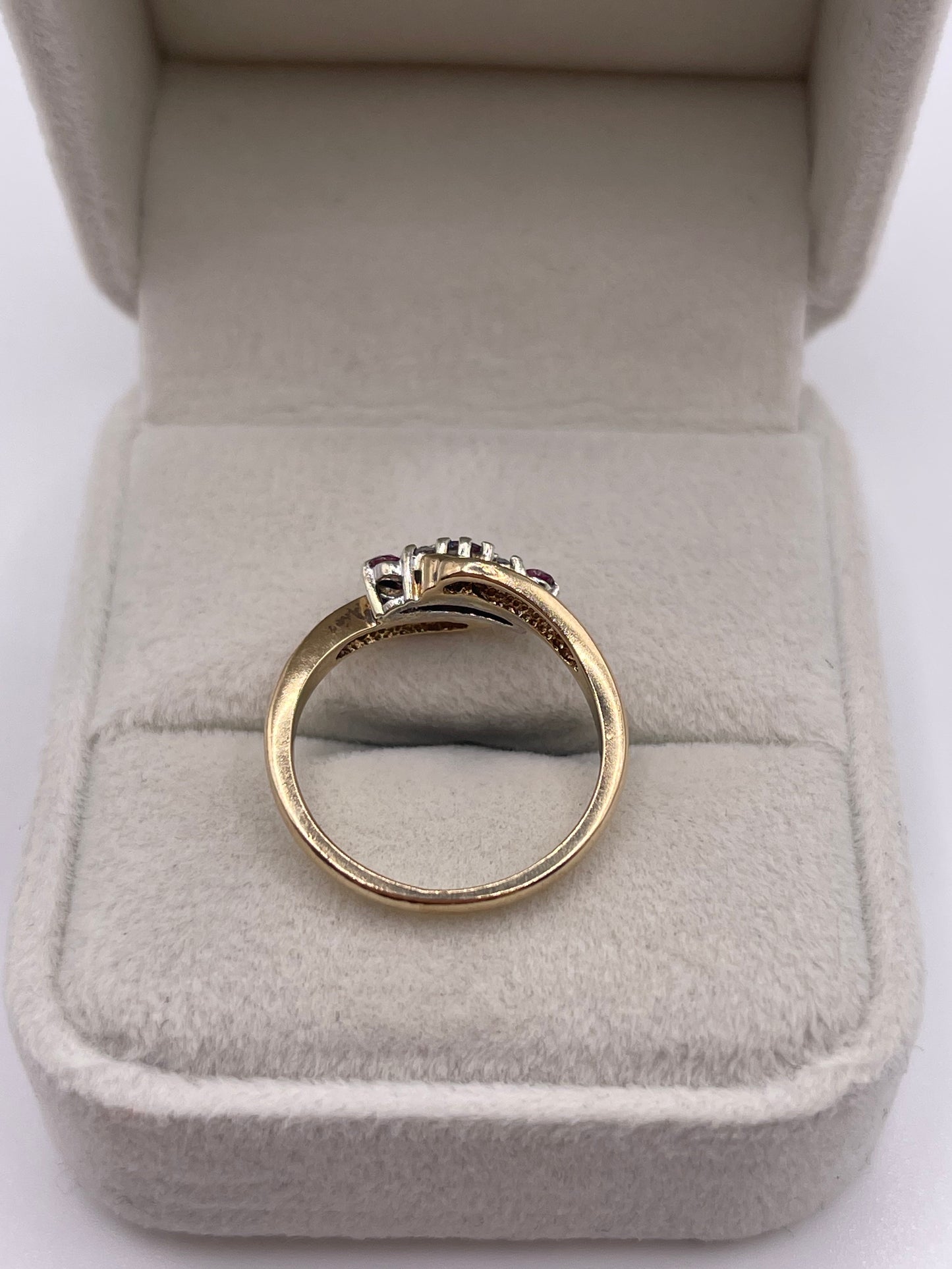 9ct gold ruby and diamond ring