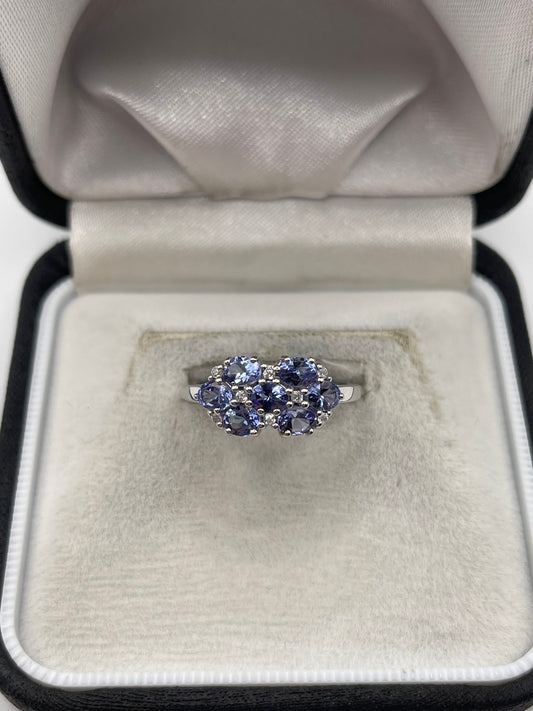 9ct white gold tanzanite and zircon ring