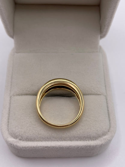 Heavy 18ct gold 1ct diamond cluster ring