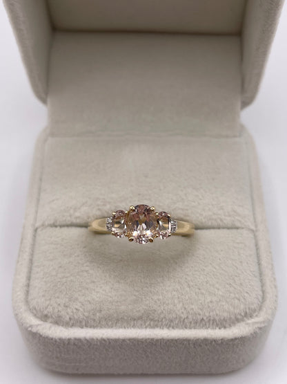9ct gold morganite and diamond ring