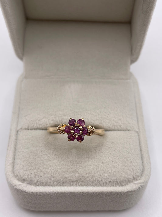 9ct gold ruby cluster ring