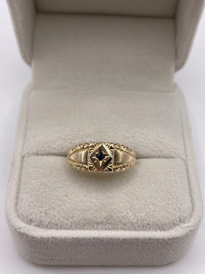 9ct gold sapphire gypsy ring
