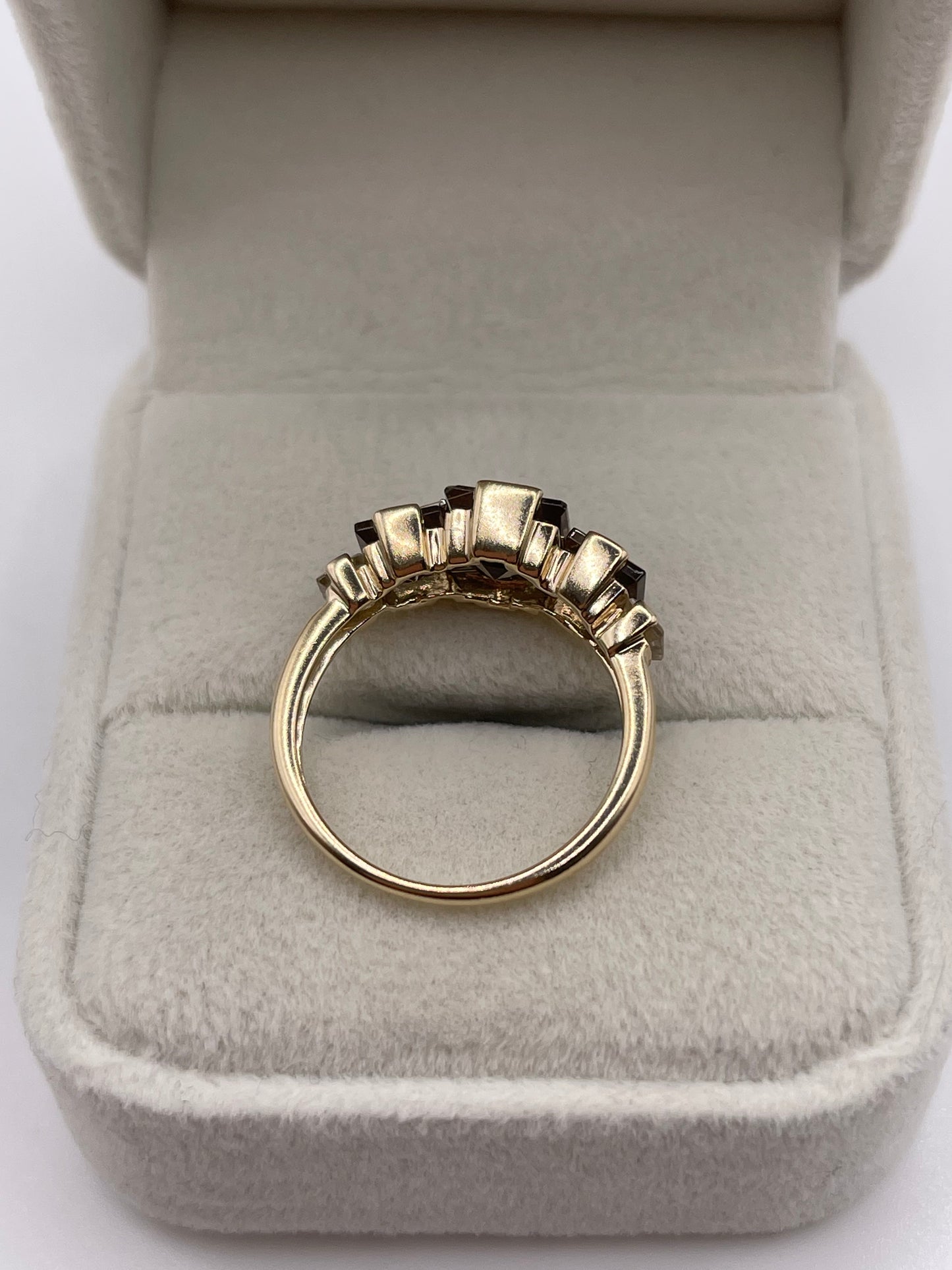 9ct gold Smokey quartz and zircon ring