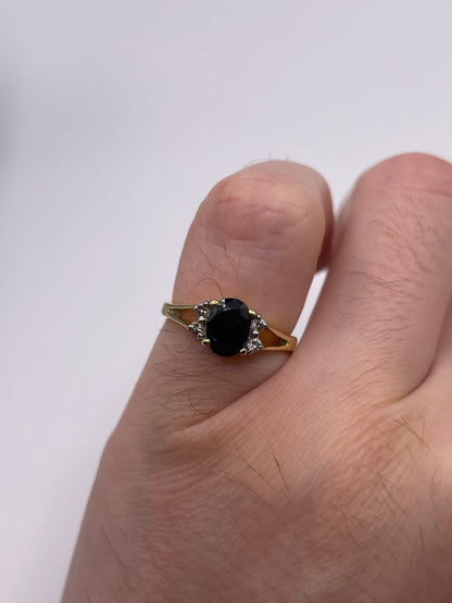 18ct gold sapphire and diamond ring