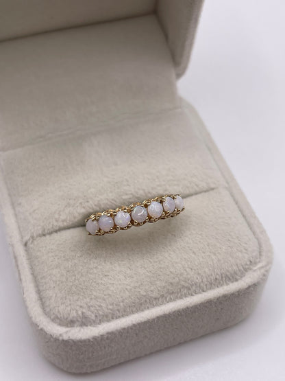 9ct gold opal ring