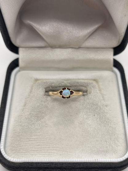 9ct gold opal gypsy ring