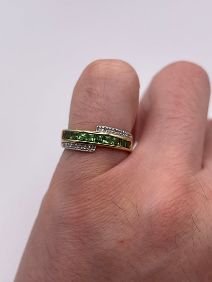 9ct gold tsavorite garnet and diamond ring
