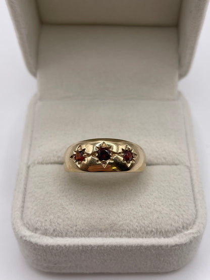 9ct gold garnet gypsy ring