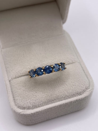 9ct gold sapphire ring