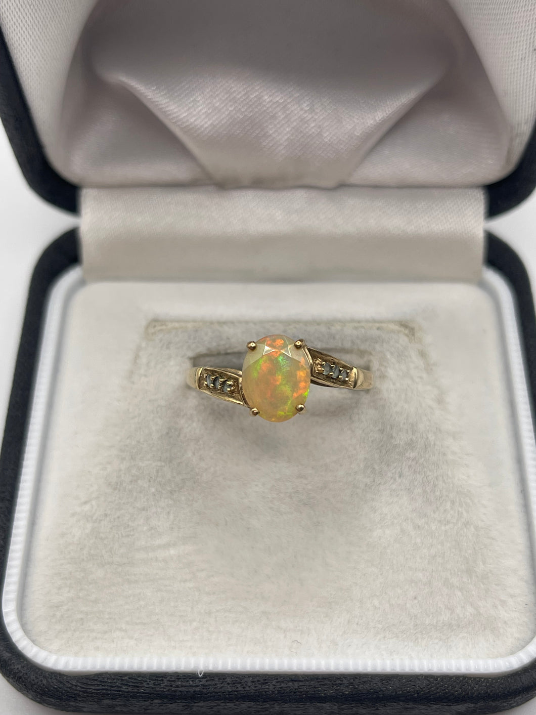 9ct gold opal and alexandrite ring