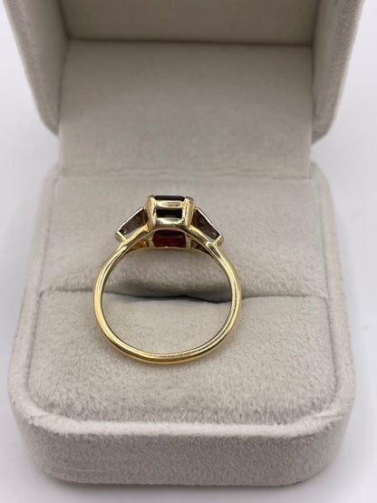 18ct gold platinum garnet and diamond ring