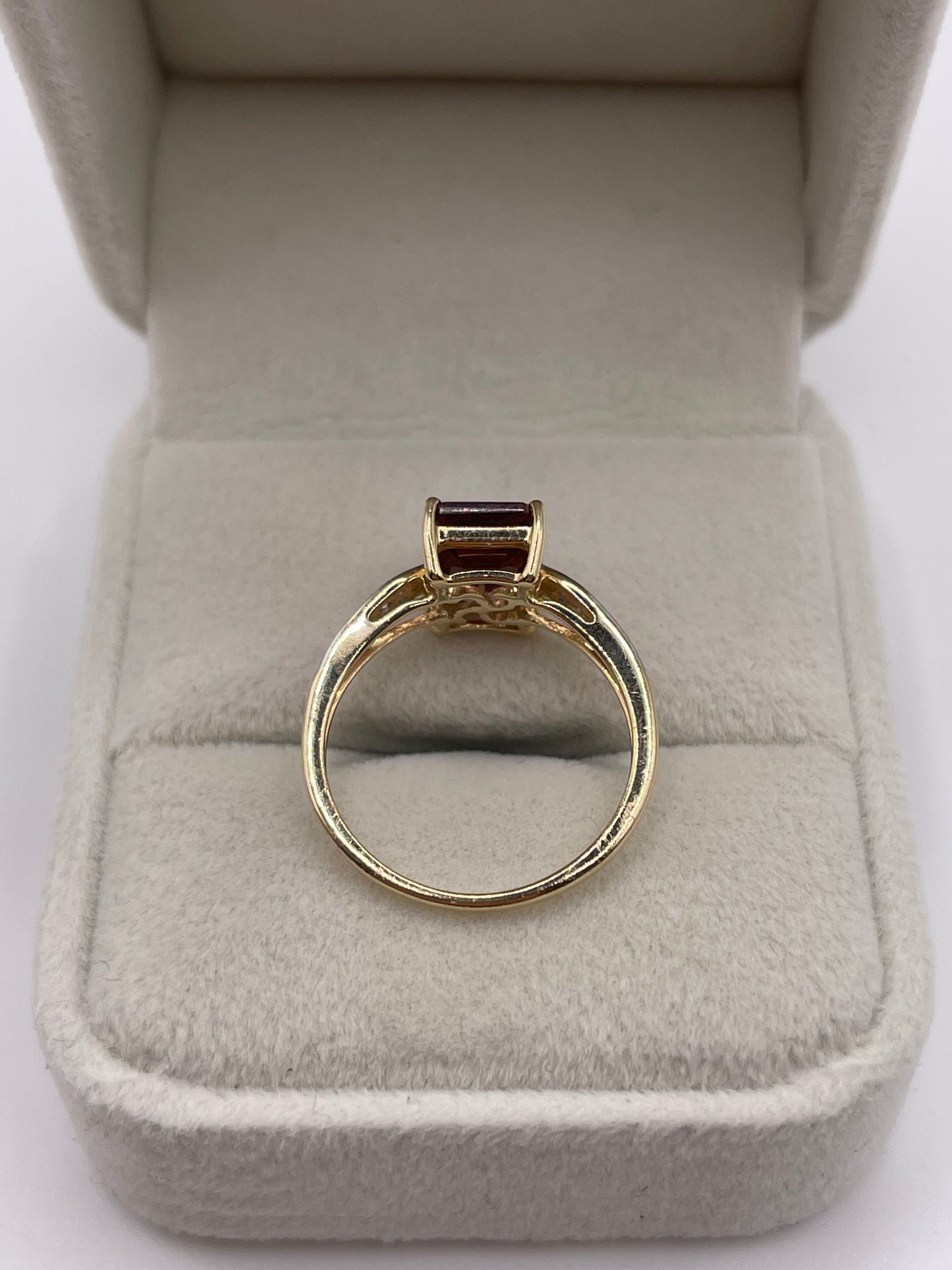 14ct gold tourmaline and diamond ring