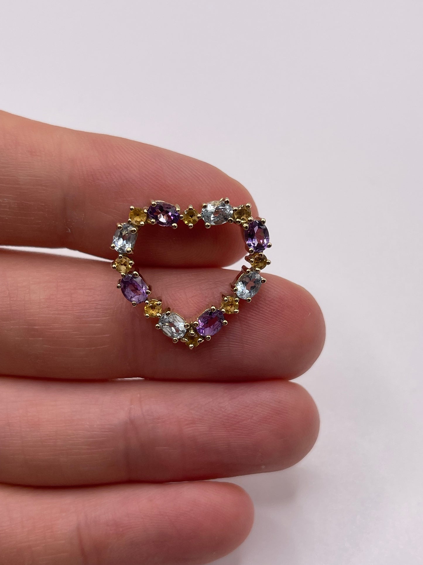 9ct gold multi gemstone pendant