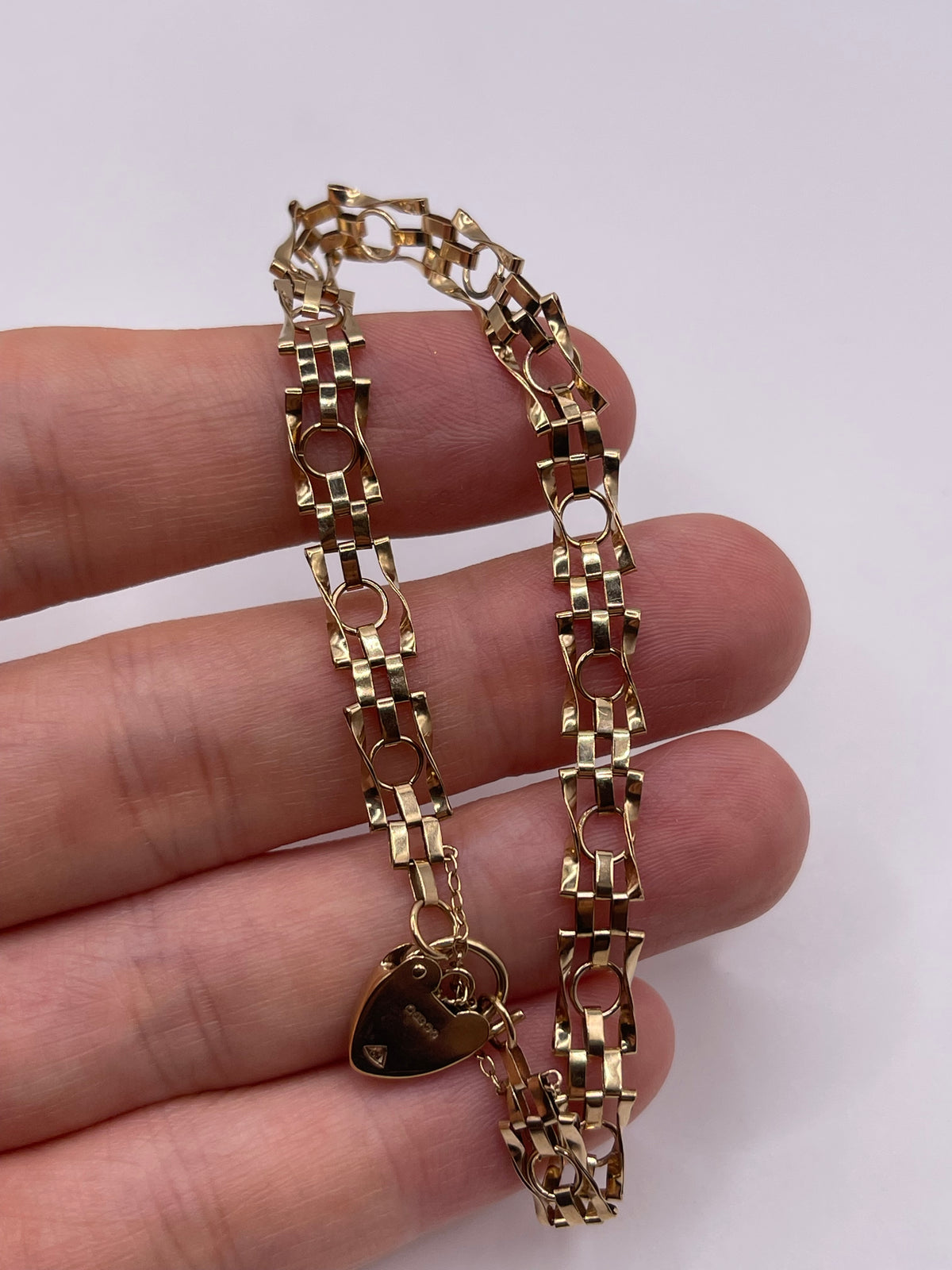 9ct gold padlock bracelet