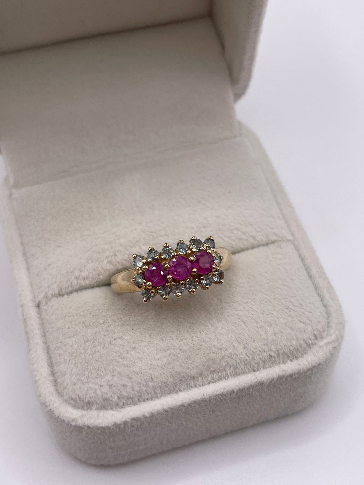 9ct gold ruby and alexandrite ring