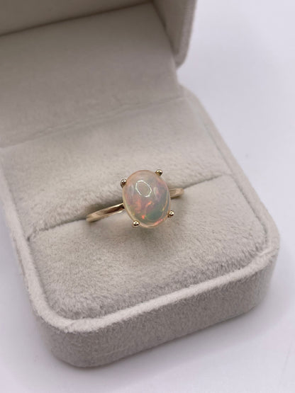 9ct gold opal ring